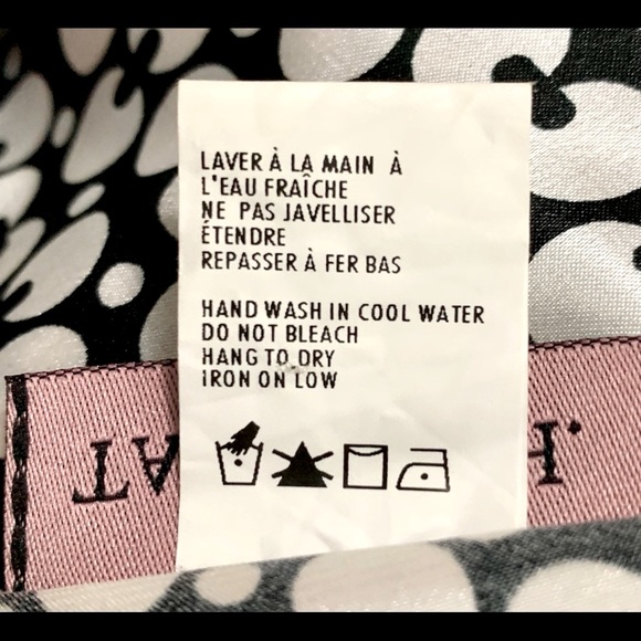 Black/white blouse - Picture 7 of 10